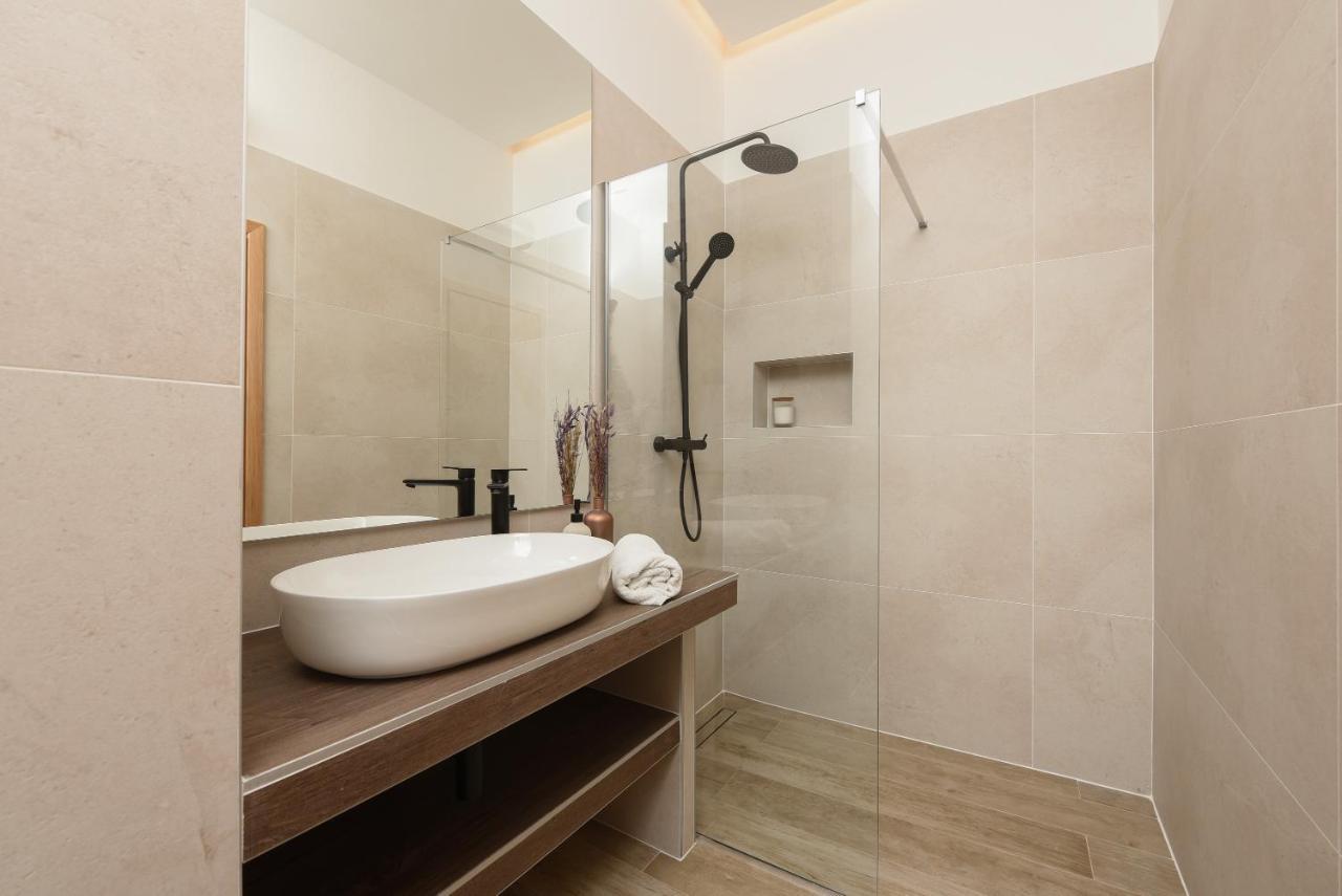 New!Beautiful Modern Bedrooms And Apt Old Town Zadar- Great Location Exterior photo